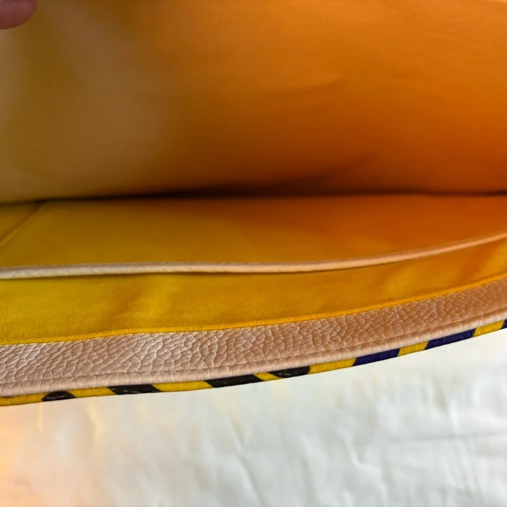 Maasai Sherrie Laptop Clutch. NWT - Picture 3 of 5